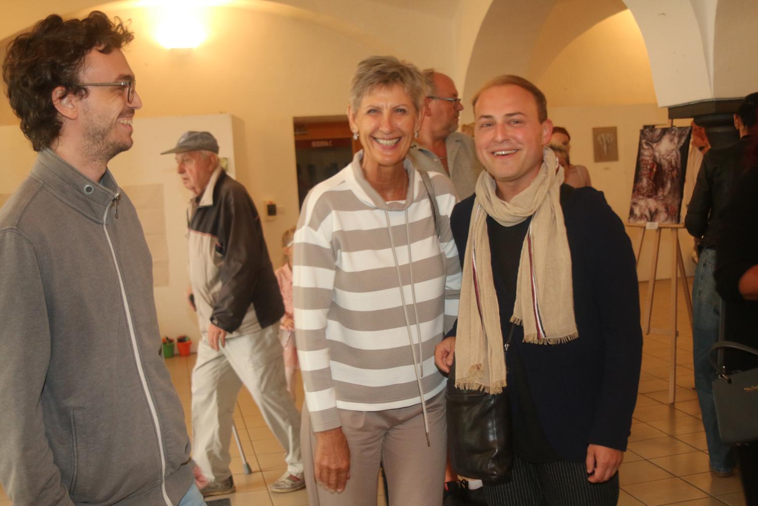 Fotografie z vernisáže výstavy Neobjevené talenty