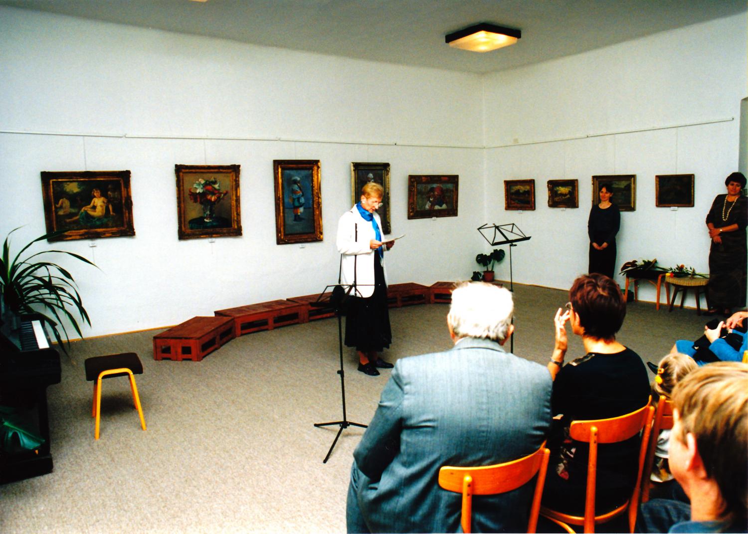 Fotografie z vernisáže výstavy - 35 let Městské galerie ve Vodňanech