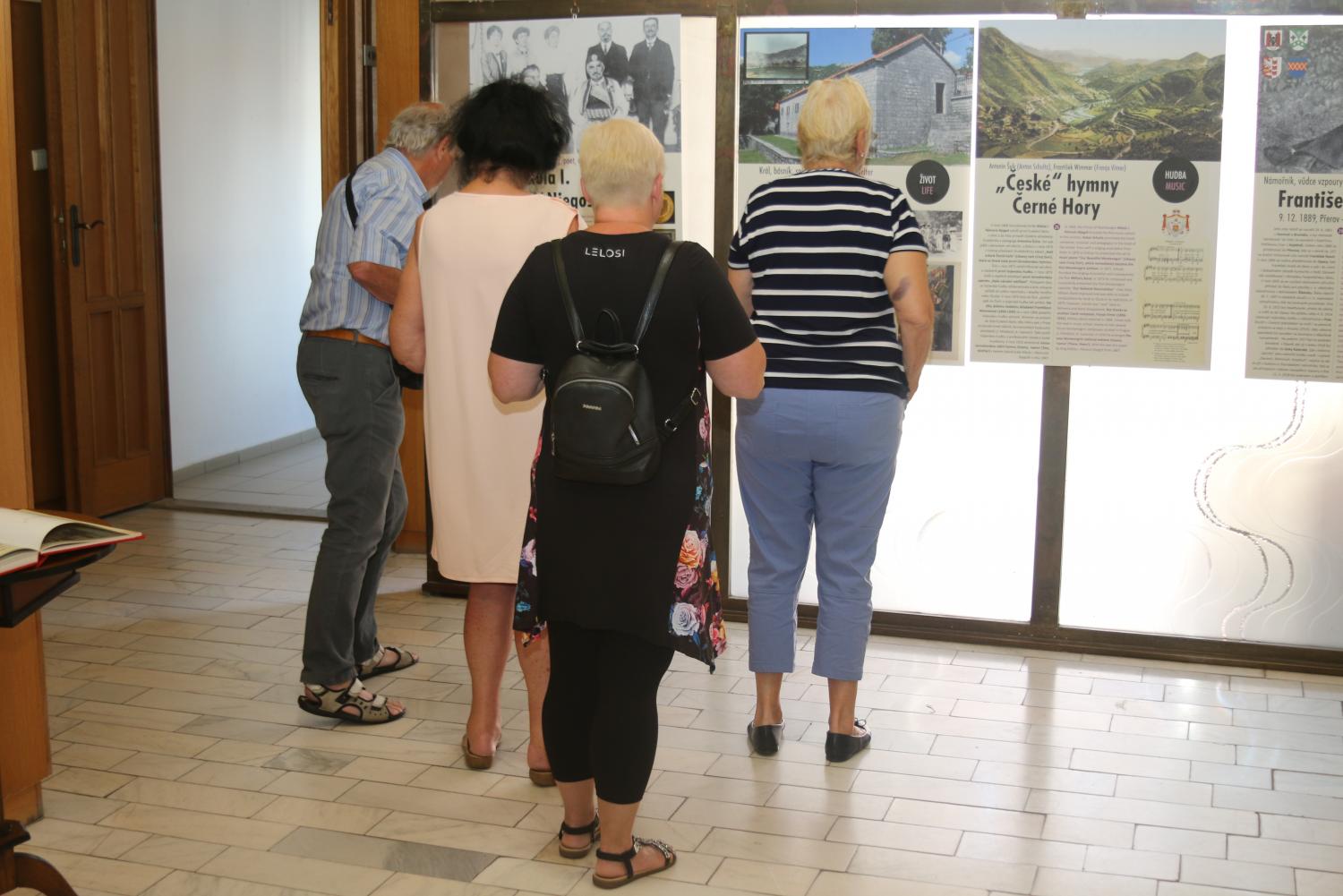 Fotografie z vernisáže výstavy Kulturní dědictví UNESCO 2021 Černá Hora