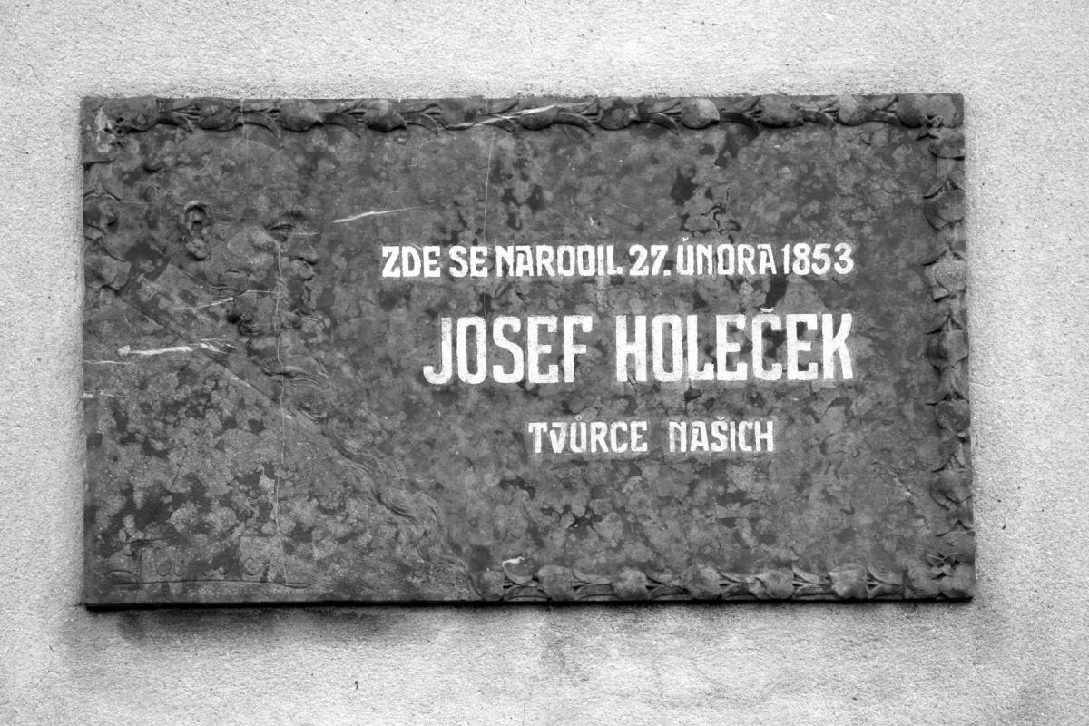 Obrázek - Pamětní deska - Josef Holeček